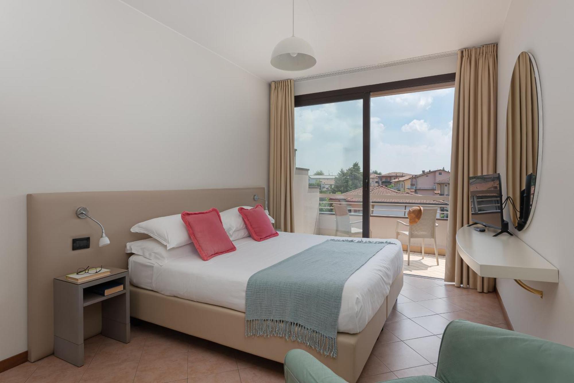 Il Sogno Apartments Desenzano del Garda Kültér fotó